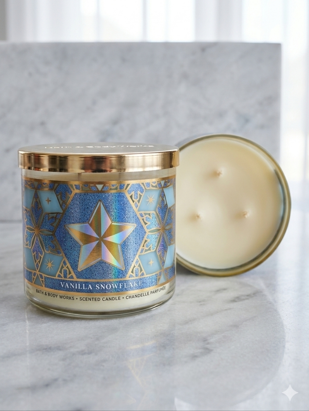 Bath & Body Works Blue & Gold Holiday Star 3-Wick Candle
